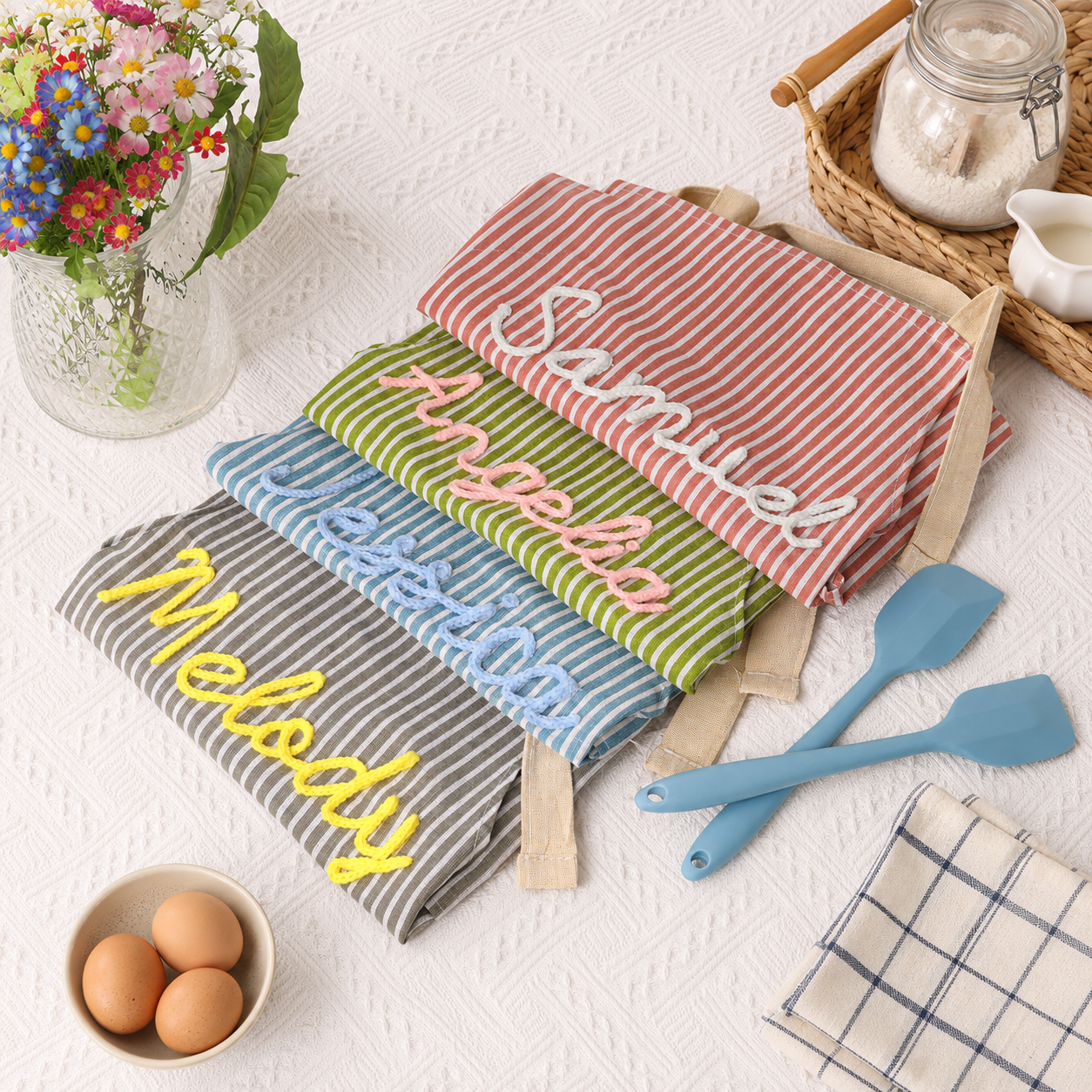 Personalized Grandma Apron, Custom Name Striped Kitchen Apron, Grandparents Day Gift for Grandma