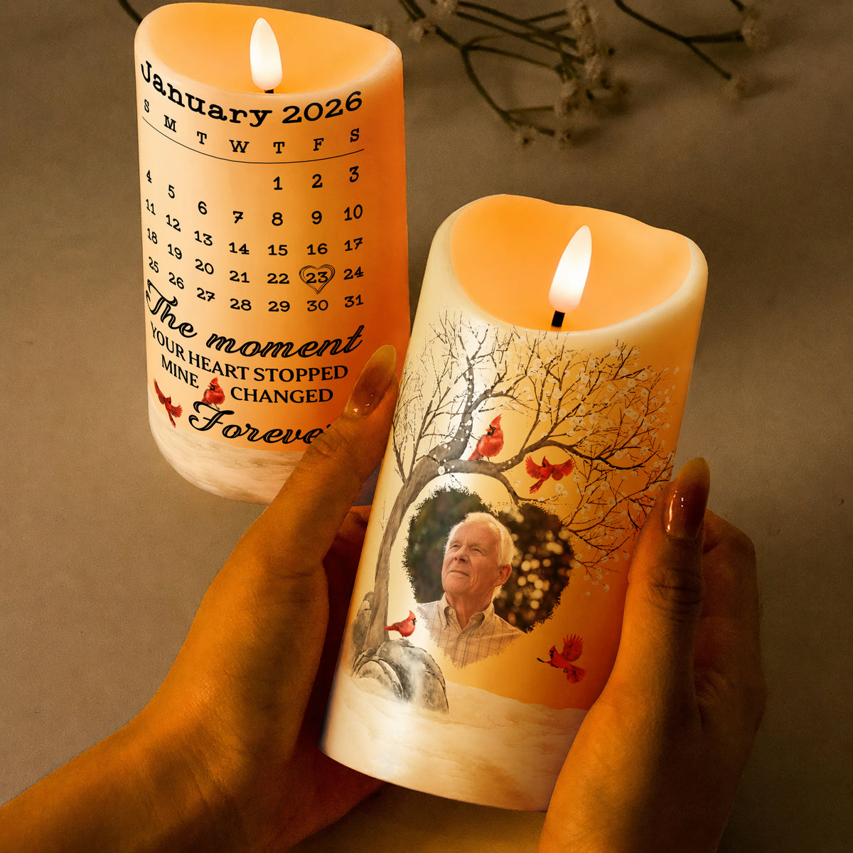 Personalisierte LED-Grabkerze – „Der Moment, in dem dein Herz stehen blieb“, mit Kardinalvogel-Foto und Datum, Geschenk für Großeltern