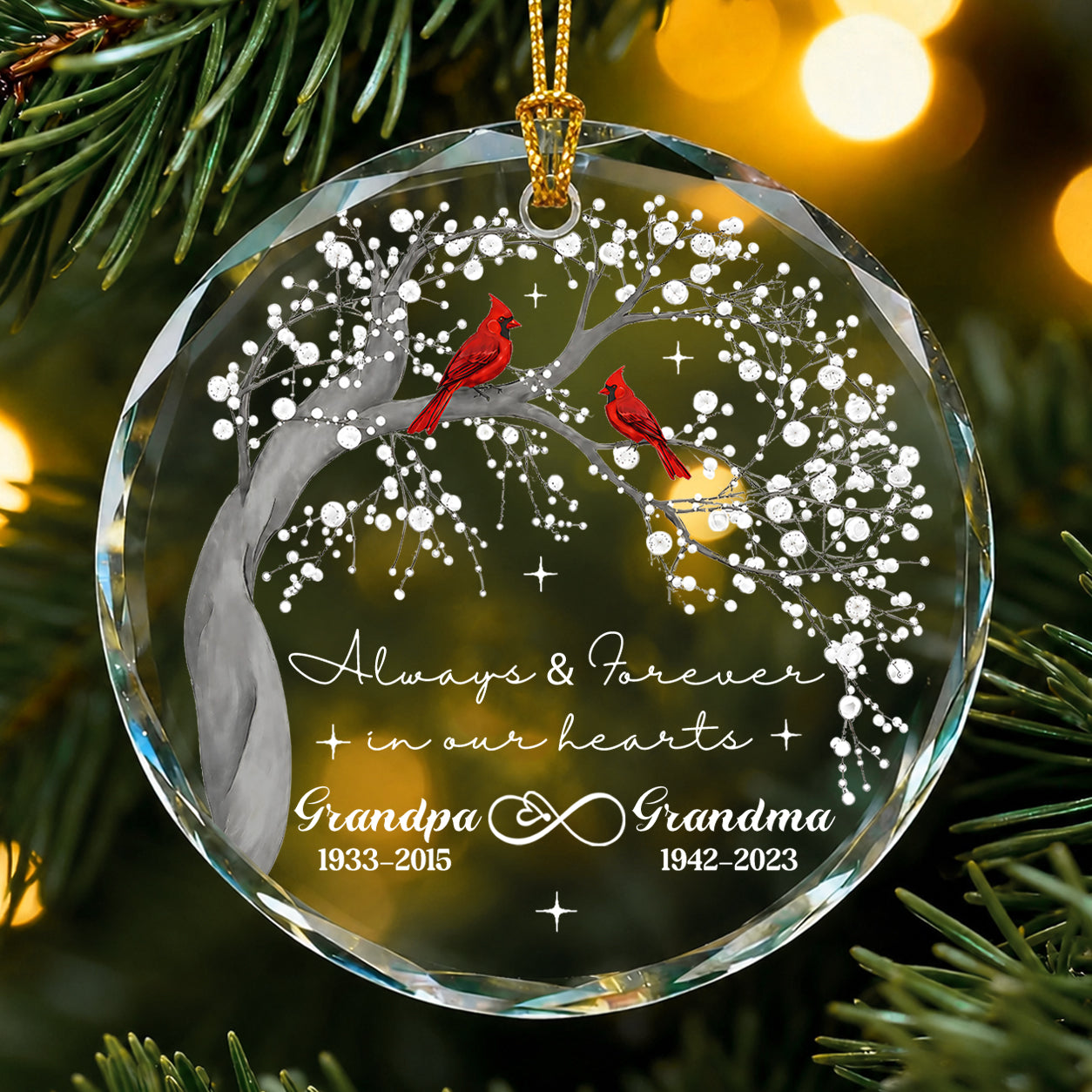 Personalized Cardinal Memorial Christmas Glass Ornament – Family Remembrance Gift