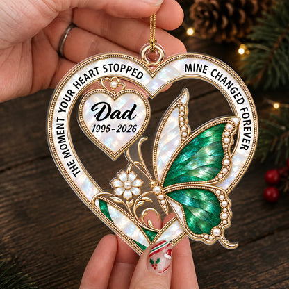 Personalisiertes Herz- & Schmetterlings-Acryl-Weihnachtsornament – Gedenkgeschenk im Perlen-Stil zur Erinnerung an geliebte Menschen