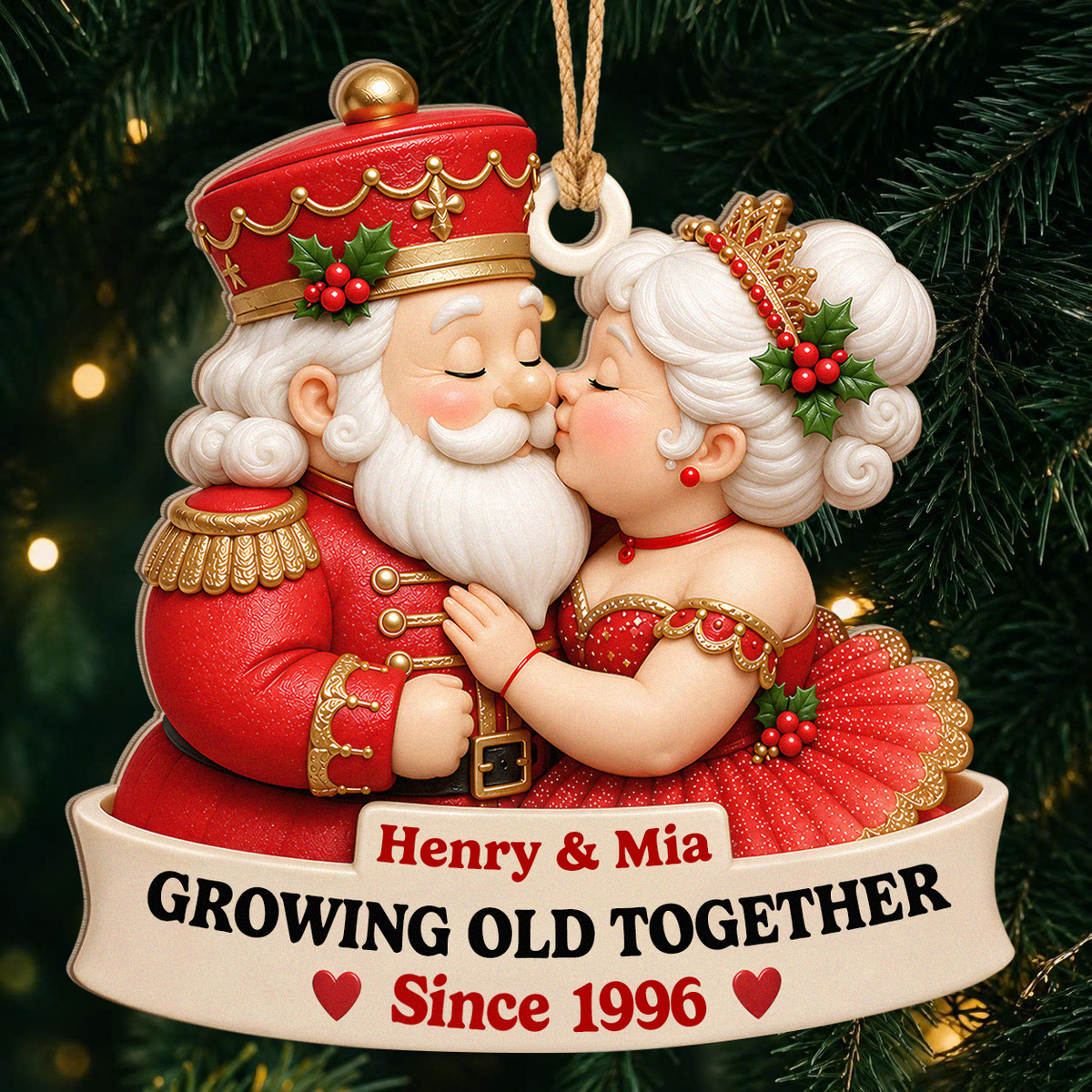 Personalisierter Weihnachts-Holzanhänger für Paare – Nussknacker-König & Weihnachtskönigin küssen sich, gemeinsam alt werden seit, individuelle Namen, Jahr, Jahrestagsgeschenk für Paare