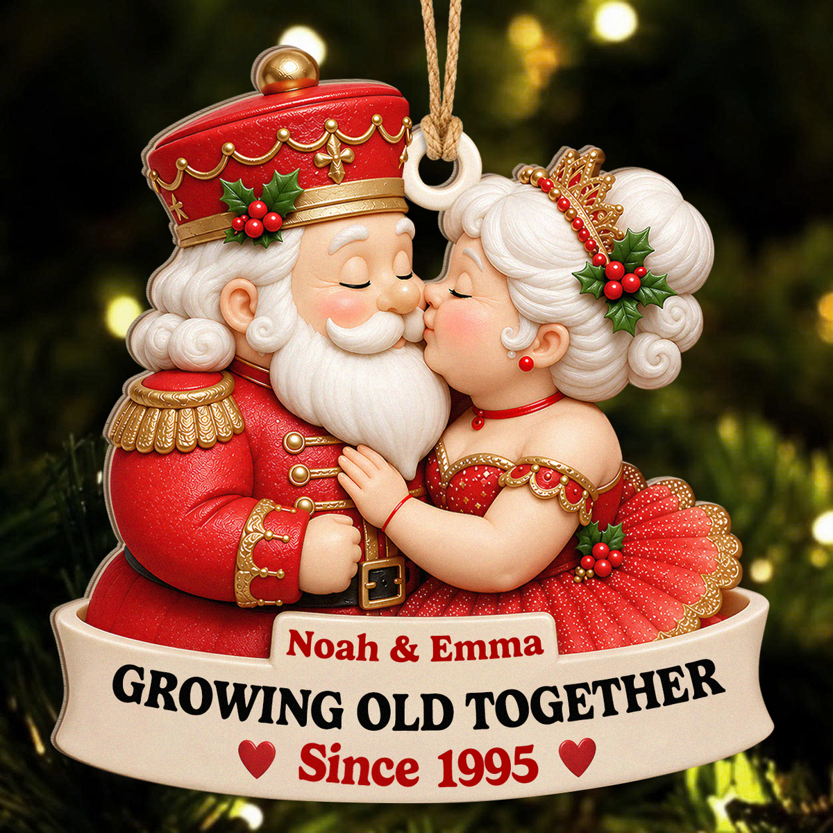 Personalisierter Weihnachts-Holzanhänger für Paare – Nussknacker-König & Weihnachtskönigin küssen sich, gemeinsam alt werden seit, individuelle Namen, Jahr, Jahrestagsgeschenk für Paare