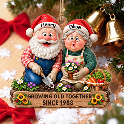 Personalisiertes Weihnachts-Holzornament für Paare – Gemeinsam alt werden seit Jahr, Weihnachtswichtel beim Gärtnern, individuelle Namen, Geschenk