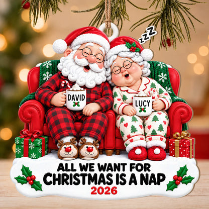 Personalisierter „All We Want for Christmas Is a Nap“ Weihnachtsmann-Paar Kakao Sofa Jahrestag Holz-Ornament – Geschenk für Paare